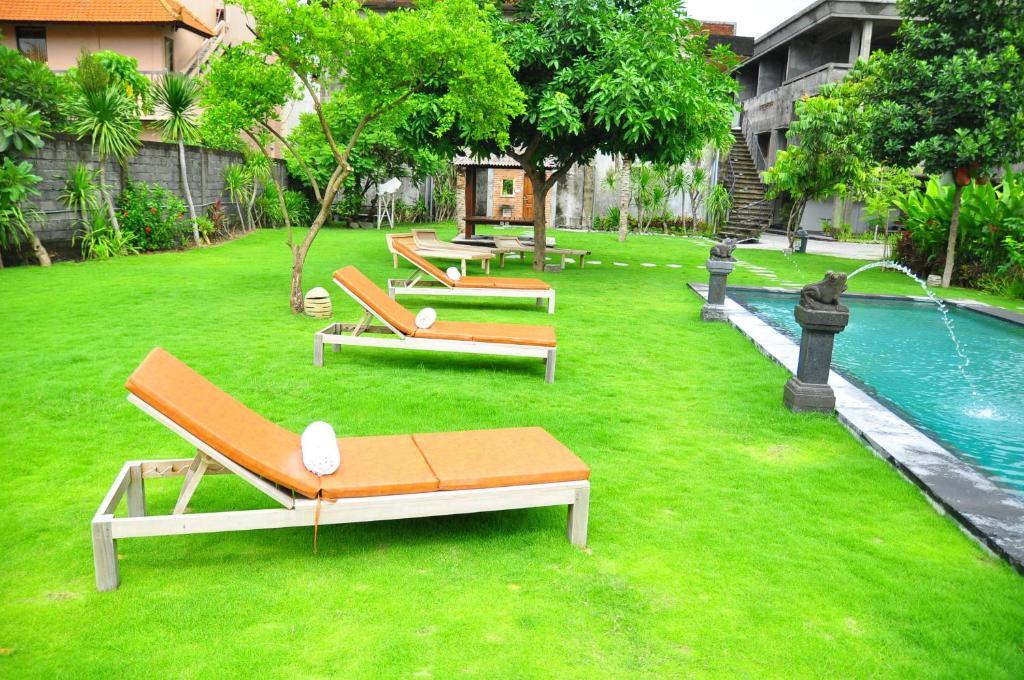 Si Doi Hotel Legian Kuta  Exterior photo